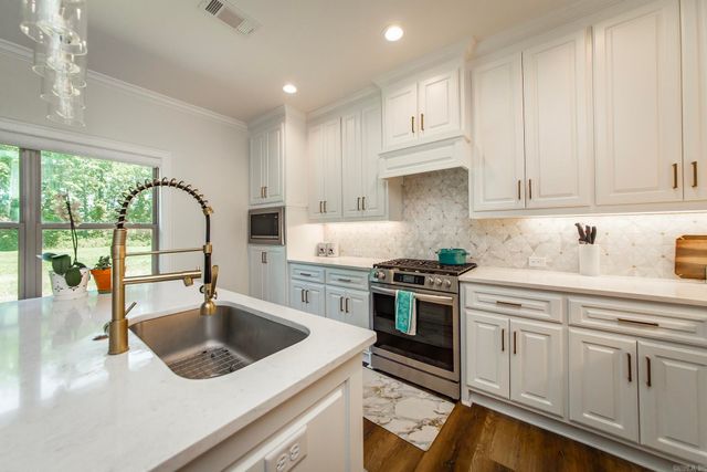 13129 Smarty Jones Drive, Scott, AR 72142