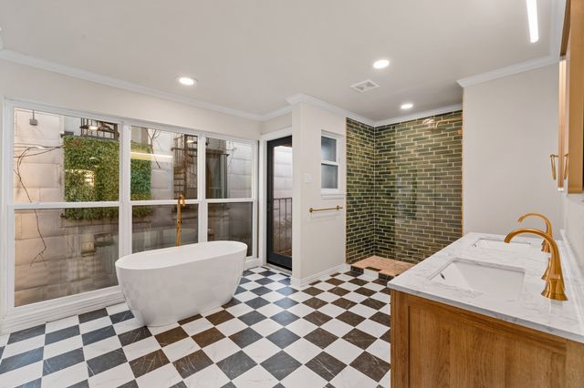 3919 Gilbert Avenue A, Dallas, TX 75219