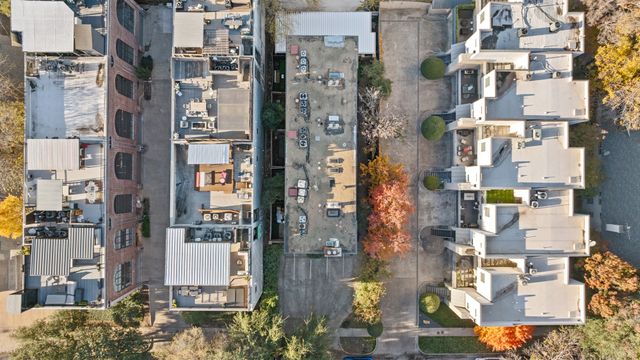 3919 Gilbert Avenue A, Dallas, TX 75219