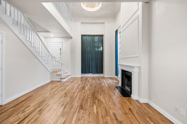 3919 Gilbert Avenue A, Dallas, TX 75219