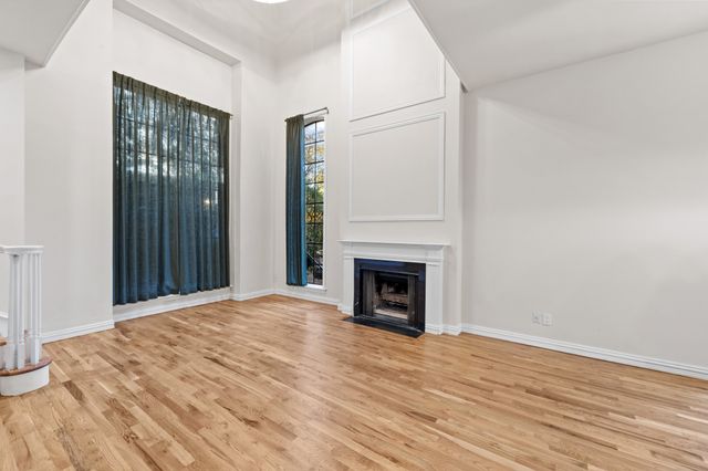 3919 Gilbert Avenue A, Dallas, TX 75219