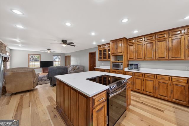 294 Hillcrest Heights, Cornelia, GA 30531