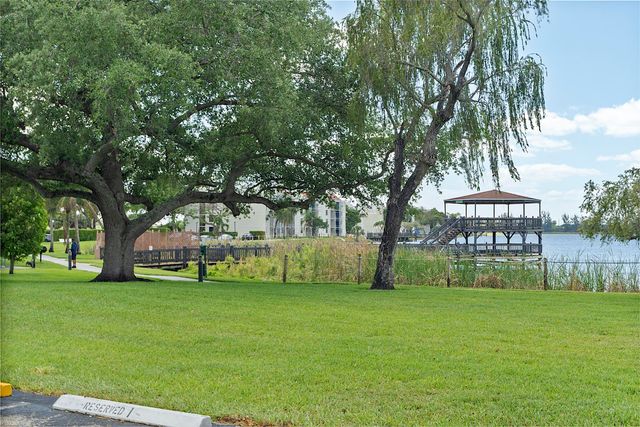 112 Lake Emerald Drive 209, Oakland Park, FL 33309