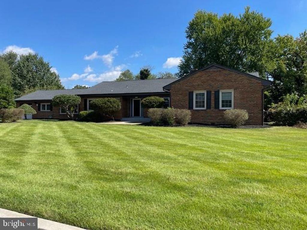 3612 SWANN RD, Suitland, MD 20746