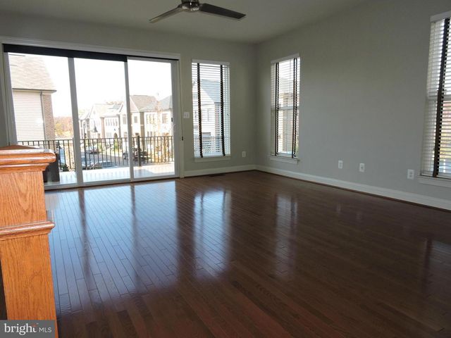20425 CODMAN DR, Ashburn, VA 20147