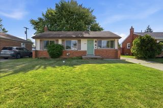 28604 Bohn Street, Roseville, MI 48066