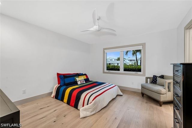 5215 Seashell AVE, Naples, FL 34103