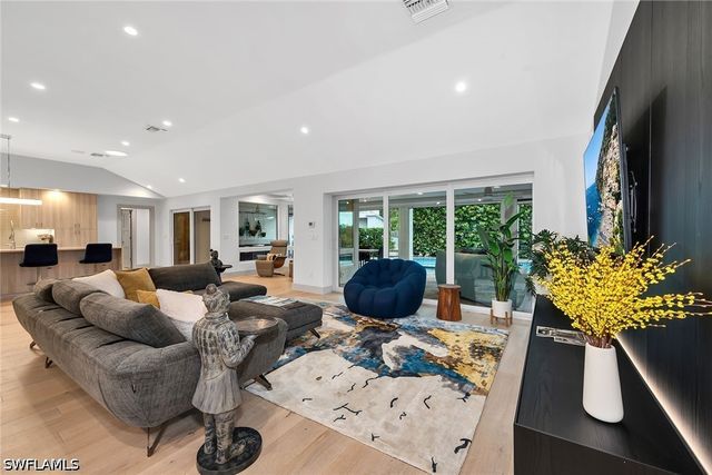 5215 Seashell AVE, Naples, FL 34103