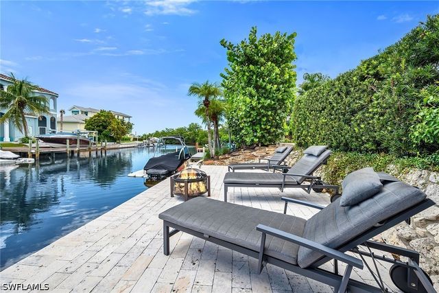 5215 Seashell AVE, Naples, FL 34103