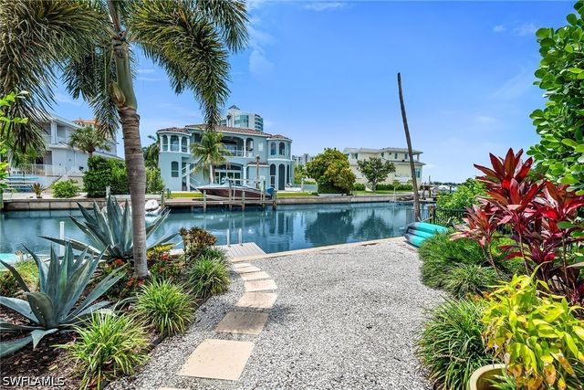 5215 Seashell AVE, Naples, FL 34103