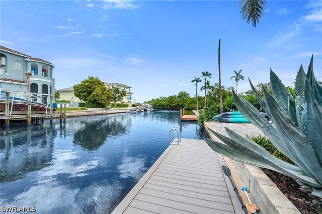 5215 Seashell AVE, Naples, FL 34103