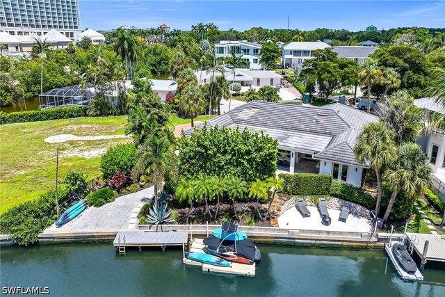 5215 Seashell AVE, Naples, FL 34103