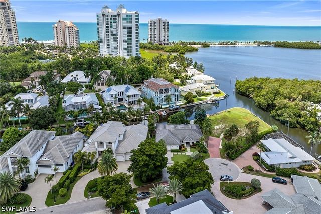 5215 Seashell AVE, Naples, FL 34103
