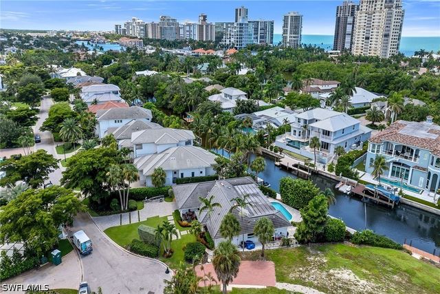 5215 Seashell AVE, Naples, FL 34103