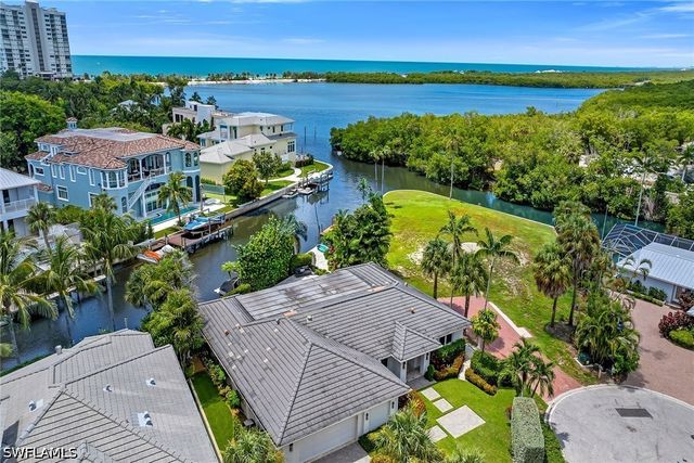 5215 Seashell AVE, Naples, FL 34103
