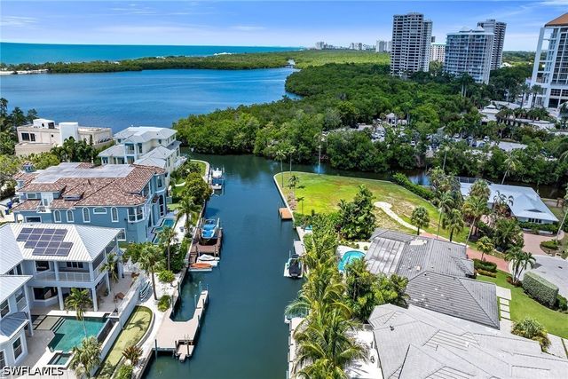 5215 Seashell AVE, Naples, FL 34103