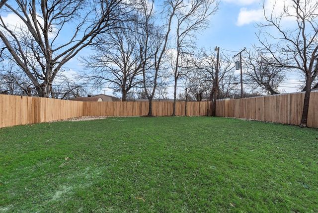 4313 Eastover Avenue, Fort Worth, TX 76119