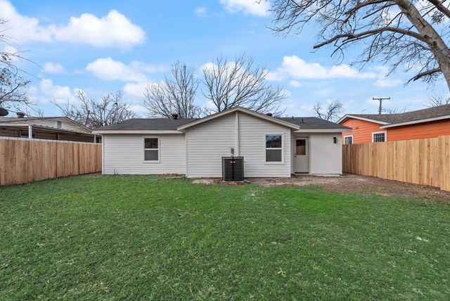 4313 Eastover Avenue, Fort Worth, TX 76119