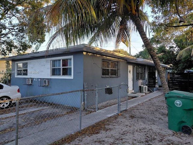 1262 - 1264 NW 46th St, Miami, FL 33142