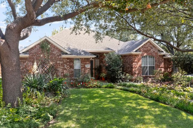 5900 Sandhill Circle, The Colony, TX 75056