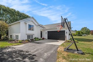 7436 High Timber Drive, Greenville, MI 48838