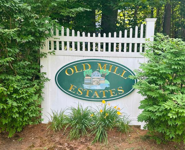48D Sands Cir, Conway, NH 03813