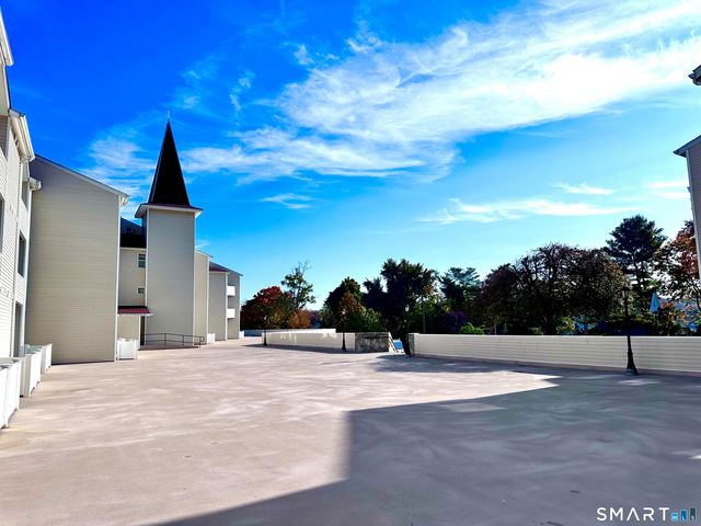 163 South Street 55, Danbury, CT 06810