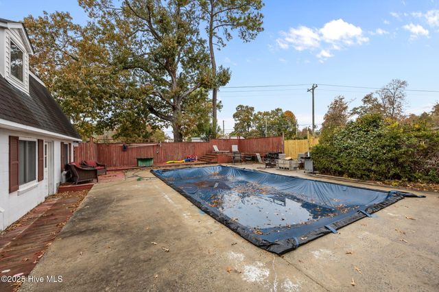 3613 River Road, Washington, NC 27889