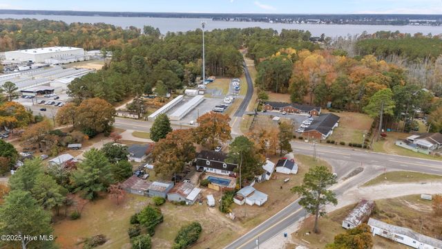 3613 River Road, Washington, NC 27889