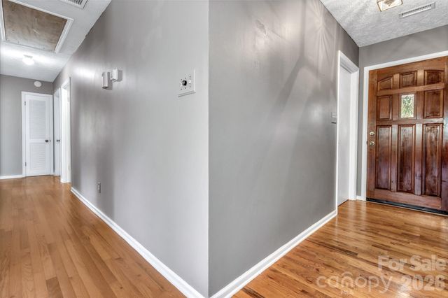 38 Chadwick Wade Drive, Asheville, NC 28804