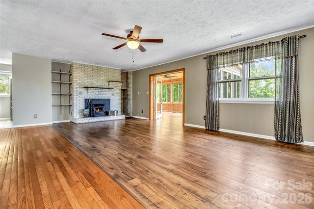 38 Chadwick Wade Drive, Asheville, NC 28804