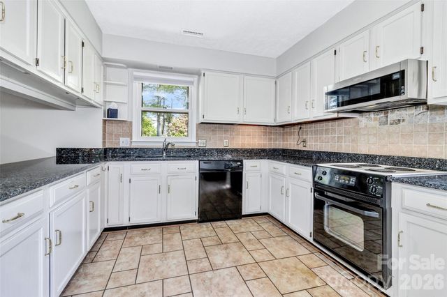38 Chadwick Wade Drive, Asheville, NC 28804