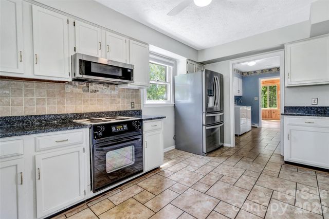 38 Chadwick Wade Drive, Asheville, NC 28804