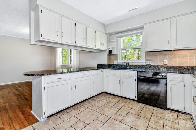38 Chadwick Wade Drive, Asheville, NC 28804