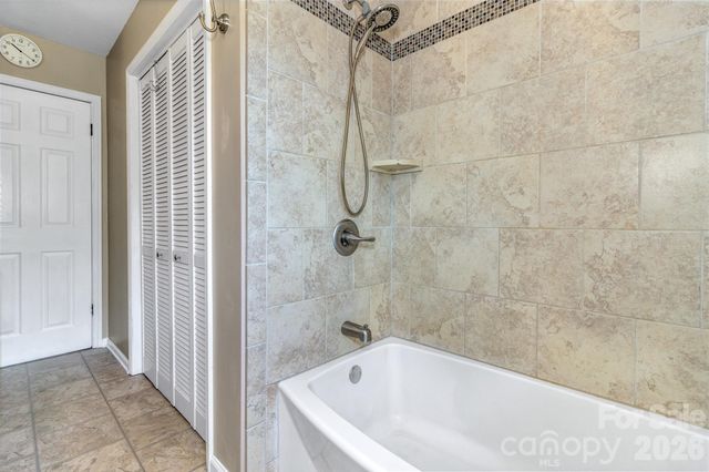 38 Chadwick Wade Drive, Asheville, NC 28804