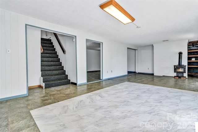 38 Chadwick Wade Drive, Asheville, NC 28804