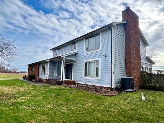 1430 Woodscliff Drive, Anderson, IN 46012