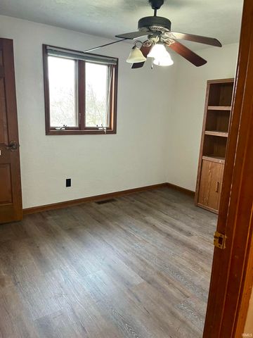 1430 Woodscliff Drive, Anderson, IN 46012