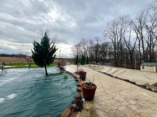 1430 Woodscliff Drive, Anderson, IN 46012