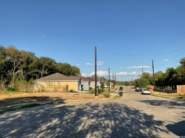907 Yucca, San Antonio, TX 78220