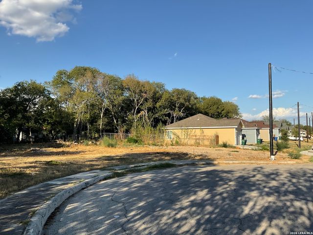 907 Yucca, San Antonio, TX 78220