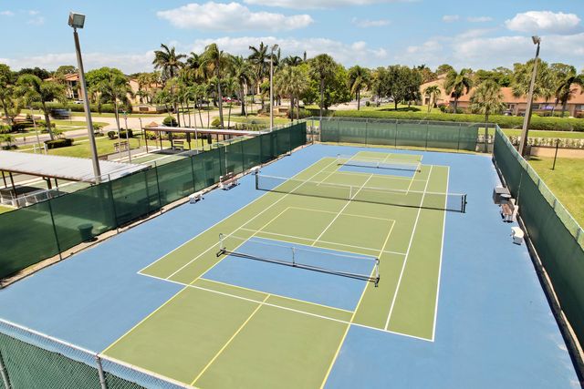 821 Sky Pine Way D1, Greenacres, FL 33415