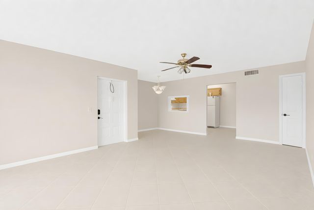 821 Sky Pine Way D1, Greenacres, FL 33415