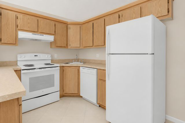 821 Sky Pine Way D1, Greenacres, FL 33415