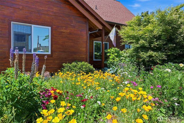 511 Van de Vanter Avenue, Kent, WA 98030