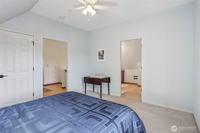 511 Van de Vanter Avenue, Kent, WA 98030
