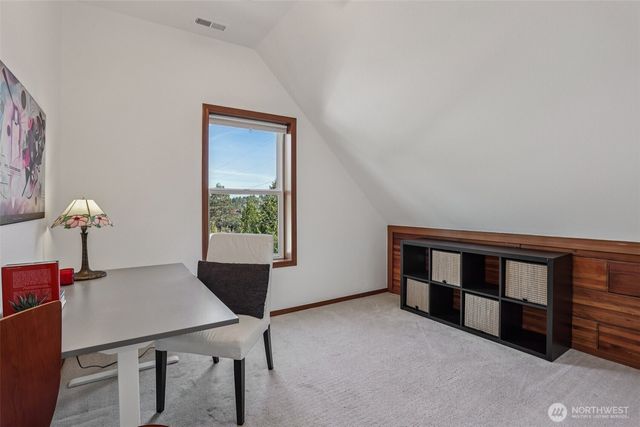 511 Van de Vanter Avenue, Kent, WA 98030