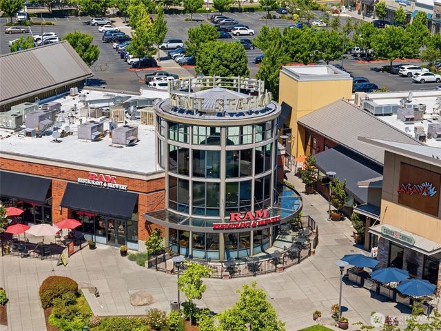 511 Van de Vanter Avenue, Kent, WA 98030
