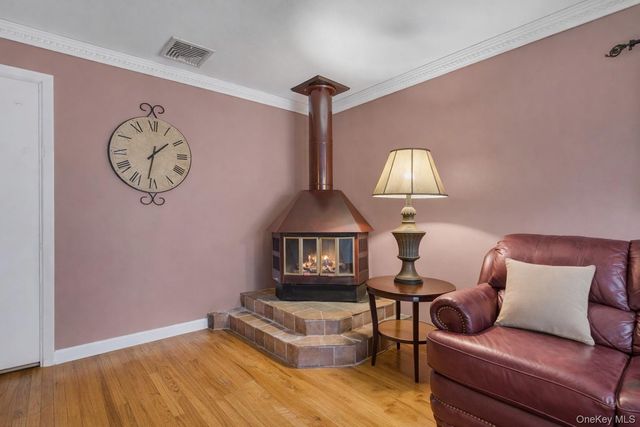 4069 Express Drive N, Ronkonkoma, NY 11779