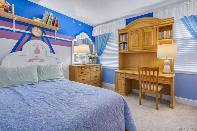 4069 Express Drive N, Ronkonkoma, NY 11779